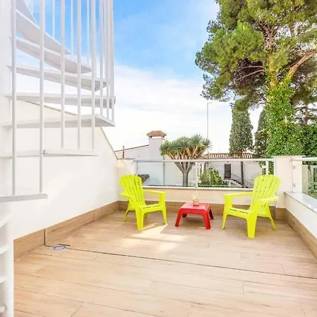 Sleeps 6 Pool Air Con Wifi Villa *