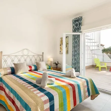 Sleeps 6 Pool Air Con Wifi Villa