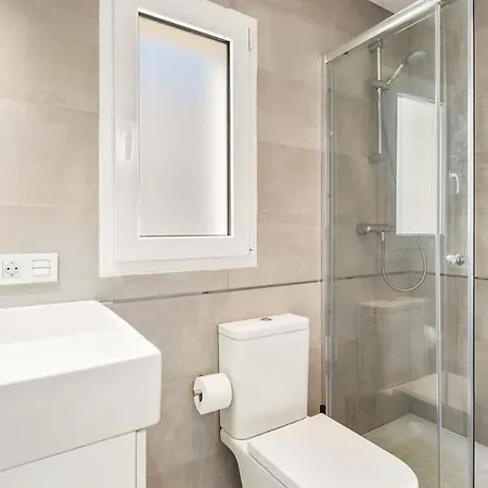 Sleeps 6 Pool Air Con Wifi Villa